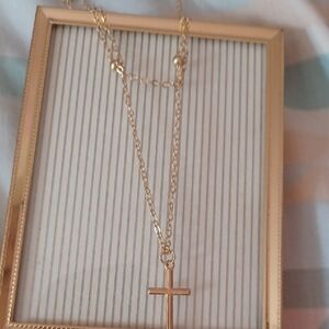 Gold Cross Pendant Necklace - Classic Women’s Jewelry